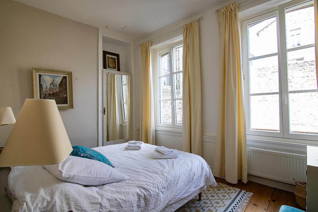 Appartement De La Tour De L'Horloge De Dinan Kültér fotó